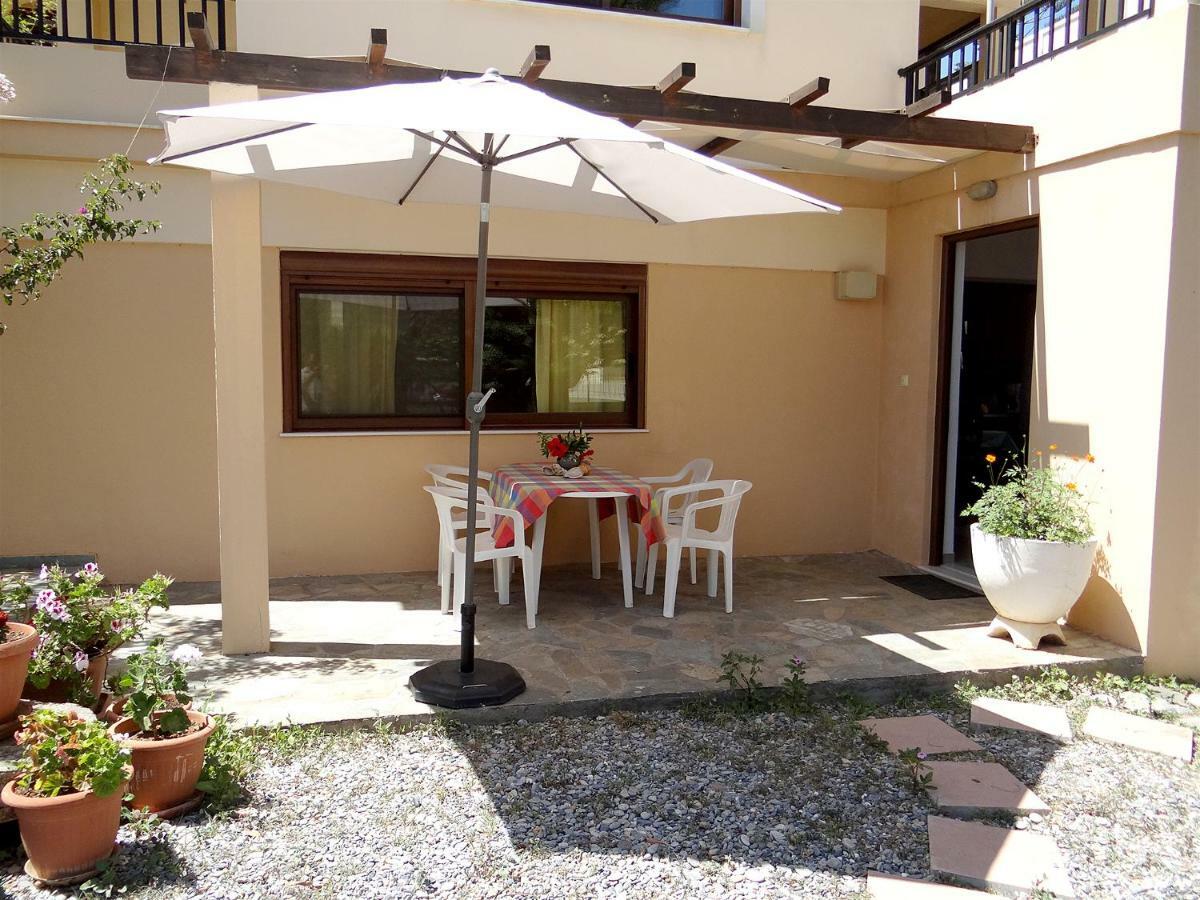 Apartment By The Sea Kato Daratso Exterior photo