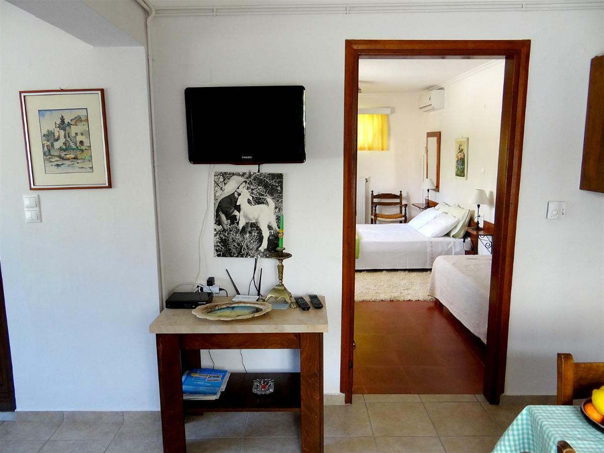 Apartment By The Sea Kato Daratso Exterior photo