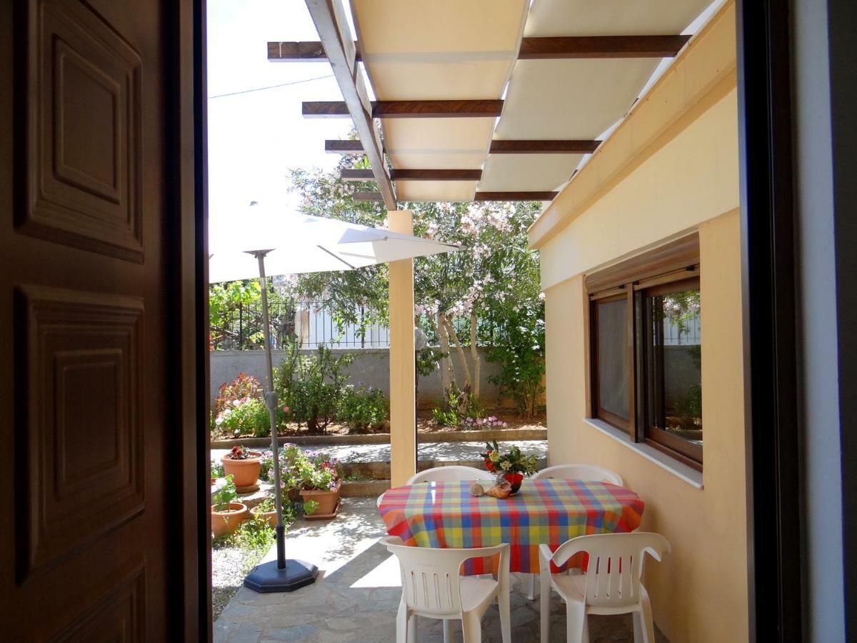 Apartment By The Sea Kato Daratso Exterior photo