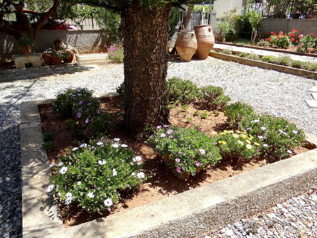 Apartment By The Sea Kato Daratso Exterior photo